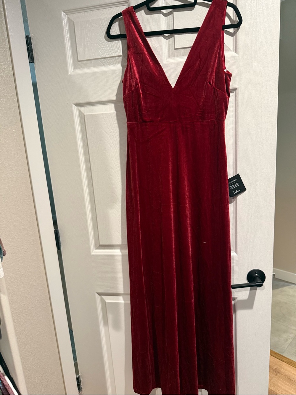 Lulu's Crimson Velvet V-Neck Maxi Dress